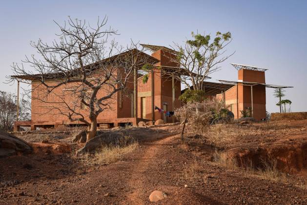 Visit to the elementary school of Gando in the urban commune of Tenkodogo, a project of the Burkinabe architect Diebedo Francis Kere, on February 26, 2021. NicolasxRemenex xLexPictorium LePictorium_0257551