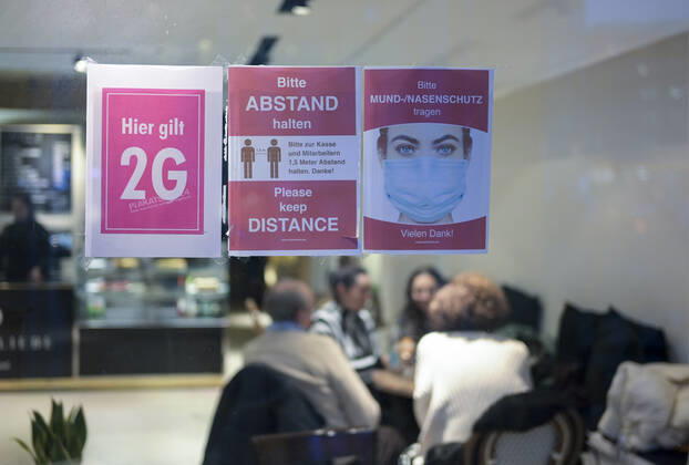 GERMANY, corona virus GERMANY, Hamburg, Corona Pandemic, COVID-19 , restaurant with 2G rules