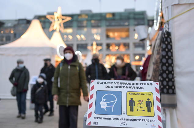 GERMANY, corona virus GERMANY, Hamburg, Corona Pandemic, COVID-19 , christmas market in city center