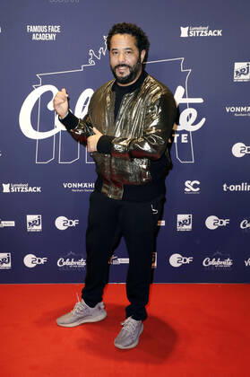 Adel Tawil in der Silvestershow Celebrate at the Gate - Willkommen 2022 am Brandenburger Tor. Berlin, 31.12.2021