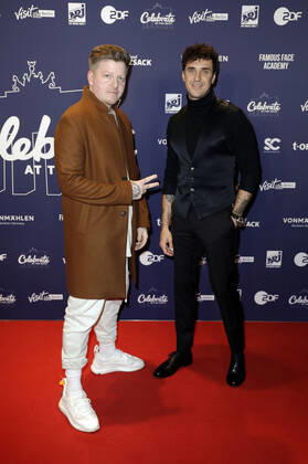 Nico Suave und Seven in der Silvestershow Celebrate at the Gate - Willkommen 2022 am Brandenburger Tor. Berlin, 31.12.2021
