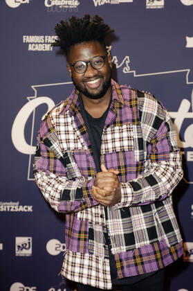 Kelvin Jones in der Silvestershow Celebrate at the Gate - Willkommen 2022 am Brandenburger Tor. Berlin, 31.12.2021