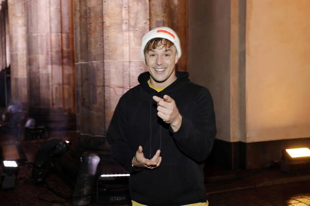 Alexander Knappe in der Silvestershow Celebrate at the Gate - Willkommen 2022 am Brandenburger Tor. Berlin, 31.12.2021