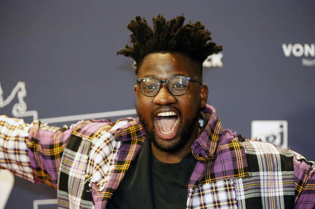 Kelvin Jones in der Silvestershow Celebrate at the Gate - Willkommen 2022 am Brandenburger Tor. Berlin, 31.12.2021