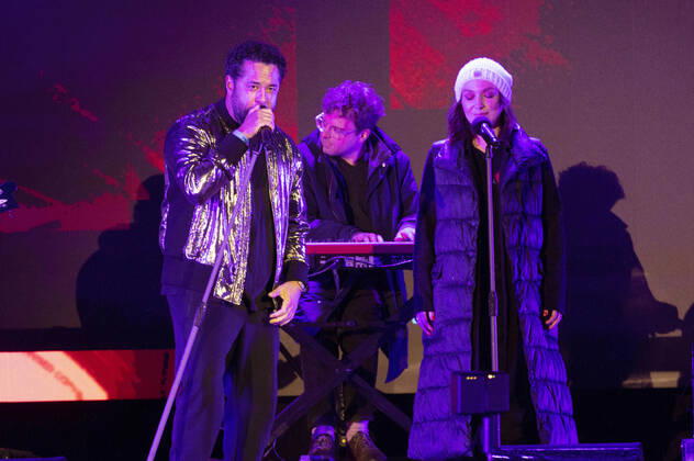 Adel Tawil in der Silvestershow Celebrate at the Gate - Willkommen 2022 am Brandenburger Tor. Berlin, 31.12.2021
