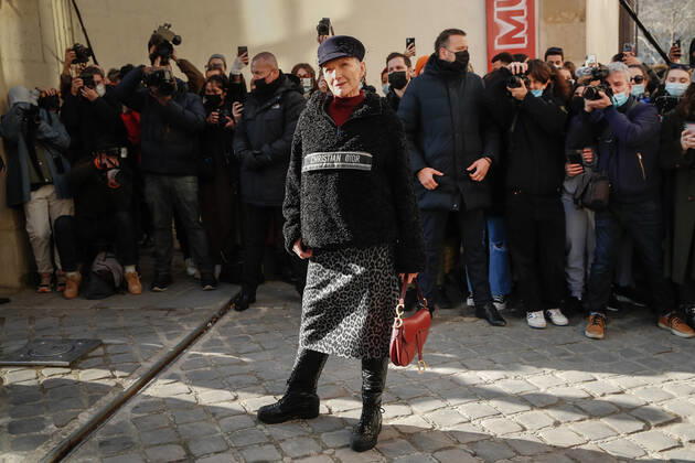 Maye Musk NEWS : Defile Dior Haute Couture Spring Summer 2022 - 24 01 2022 AurelienMorissard Panoramic 