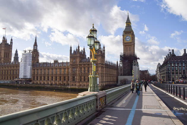February 4, 2022, London, United Kingdom: General view of Westminster Bridge, Houses of Parliament and Big Ben on a sunny day. London United Kingdom - ZUMAs197 20220204_zaa_s197_208 Copyright: xVukxValcicx