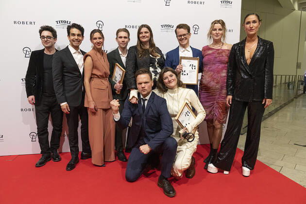 Bilder des Jahres 2022, Entertainment 02 Februar Entertainment Themen der Woche KW05 Entertainment Bilder des Tages AArets danske spillefilm bliver Hvor kragerne vender Hyaene Film, Producer: Daniel Mühlendorph, Instr.: Lisa Jespersen, Manuskript: Lisa Jespersen & Sara Isabella Joensson. ROBERT-priserne bliver med Camilla Bendix som vaert uddelt i Tivoli Hotel & Congress Center loerdag den 5. februar 2022. , Copenhagen Denmark Copyright: ClausxBechx Cop102 spdk20220205-214005-L