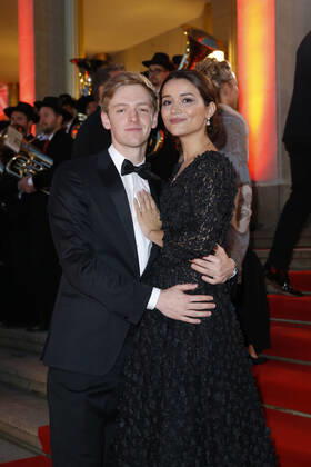 Timur Bartels mit Freundin Michelle Math 25. Leipziger Opernball 2019 am 27. Oktober 2019 in der Oper Leipzig Copyright: xVISTAPRESSx xLanaxYassi