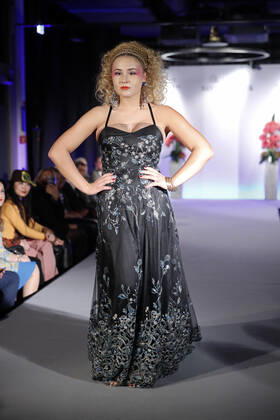 Luise von Pufendorf (Tochter von Heino Ferch) Nanna_Kuckuck Modenschau am 12. November 2019 im Steigenberger Hotel Am Kanzleramt in Berlin Copyright: xVISTAPRESSx xG.xChlebarov