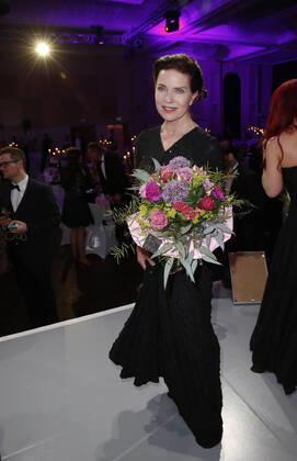 Gudrun Landgrebe 2. Gloria Deutscher Kosmetikpreis am 27. März 2015 im Hilton Hotel in Düsseldorf