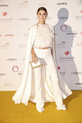Stefanie Giesinger (GNTM Gewinnerin 2014) dreamball 2017 unter dem Motto look good feel better am 20. September 2017 im WECC Westhafen Event & Convention Center in Berlin Copyright: xVISTAPRESSx xG.xChlebarov