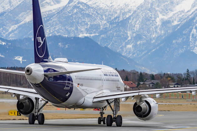 salzburg, austria, 19 feb 2022, Airbus A319-114, d-ailk operated by lufthansa starting at the airport Copyright: xWolfgangxSimlingerx