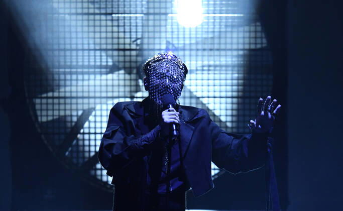 EUROVISION AUSTRALIA FINAL, Sheldon Riley is seen performing the song Not The Same during the Eurovision Australia Decides 2022 final at the Gold Coast Convention and Exhibition Centre on the Gold Coast, Saturday, February 26, 2022. Sheldon Riley has been named as the winner of Eurovision Australia Decides 2022. ( NO ARCHIVING, EDITORIAL USE ONLY, NO USE IN BOOKS WITHOUT CONSENT GOLD COAST QLD AUSTRALIA  Copyright: xDARRENxENGLANDx 20220226001628349820