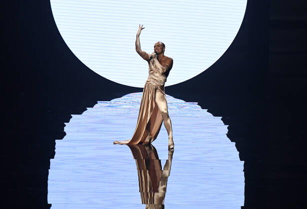 EUROVISION AUSTRALIA FINAL, Seann Miley Moore is seen performing the song My Body during the Eurovision Australia Decides 2022 final at the Gold Coast Convention and Exhibition Centre on the Gold Coast, Saturday, February 26, 2022. ( NO ARCHIVING, EDITORIAL USE ONLY, NO USE IN BOOKS WITHOUT CONSENT GOLD COAST QLD AUSTRALIA Copyright: xDARRENxENGLANDx 20220227001628365742