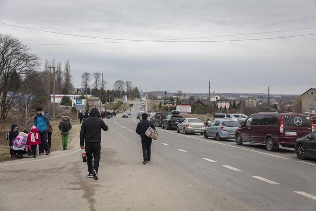 Ukrainische Flüchtlinge an der Grenze, Mostyska, Ukraine, Europa Copyright: imageBROKER/FlorianxBachmeier ibxfba08175999