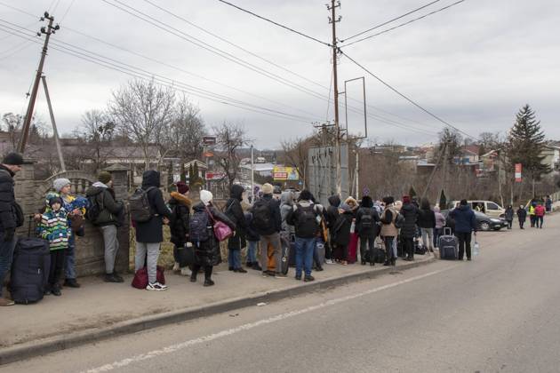 Ukrainische Flüchtlinge an der Grenze, Mostyska, Ukraine, Europa Copyright: imageBROKER FlorianxBachmeier ibxfba08176000.jpg
