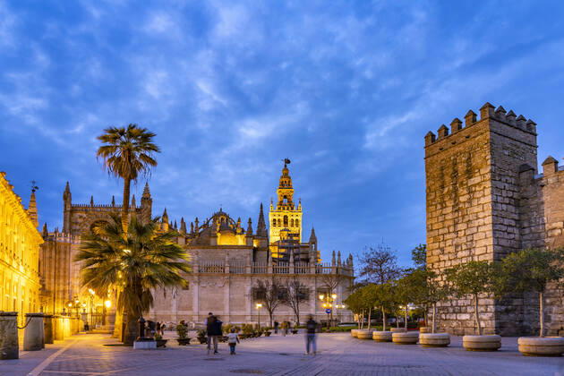 Kathedrale Sevilla Kathedrale Santa María de la Sede in der Abenddämmerung, Sevilla, Andalusien, Spanien Seville Cathedral Saint Mary of the See at dusk, Seville, Andalusia, Spain,
