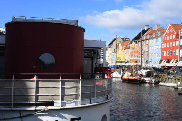 Copenhagen Denmark.06..March 2022 .Torits enjoy sun shine weather boat cruising enjoy food and drinks at cafe adn bars and restaurant on Nyhavn canal in danish capital. (Photo..Francis Dean Dean Pictures)