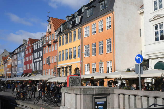 Copenhagen Denmark.06..March 2022 .Torits enjoy sun shine weather boat cruising enjoy food and drinks at cafe adn bars and restaurant on Nyhavn canal in danish capital. (Photo..Francis Dean Dean Pictures)