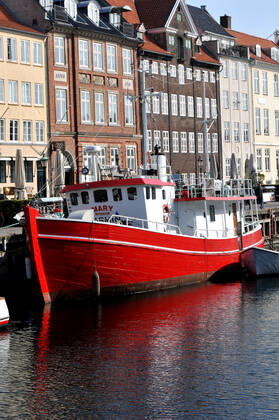 Copenhagen Denmark.22 March 2022 .Torits enjoy sun shine weather boat cruising enjoy food and drinks at cafe adn bars and restaurant on Nyhavn canal in danish capital. (Photo..Francis Dean Dean Pictures)