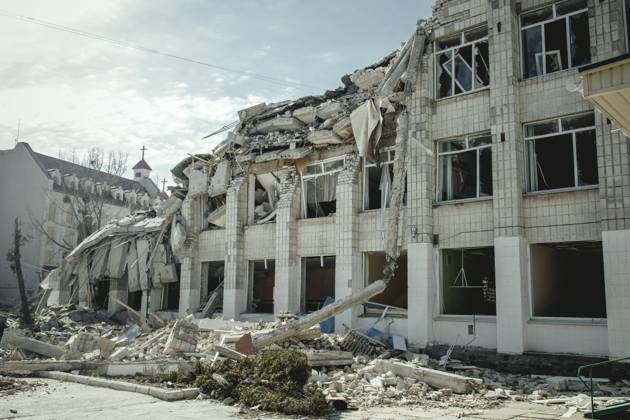 25. Schule, die am 4. März um 9:30 h durch einen russischen Raketenangriff zerstört wurde, Schytomir, Ukraine, Europa Copyright: imageBROKER FlorianxBachmeier iblfba08195418.jpg