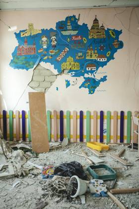 25. Schule, die am 4. März um 9:30 h durch einen russischen Raketenangriff zerstört wurde, Schytomir, Ukraine, Europa Copyright: imageBROKER FlorianxBachmeier iblfba08195425.jpg