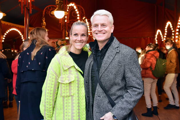 Moderator Guido Cantz und Ehefrau Kerstin Ricker kommen zur Kölner Premiere des Circus Theater Roncalli