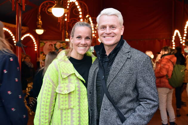Moderator Guido Cantz und Ehefrau Kerstin Ricker kommen zur Kölner Premiere des Circus Theater Roncalli