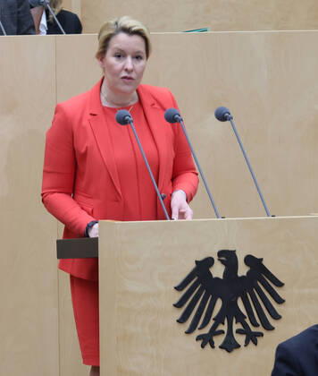 Bundesrat 08.04.2022, Germany, Berlin ,Bundesrat, Vorsitz Ministerpraesident Bodo Ramelow, Rednerin Franziska Giffey, Berlin Berlin Germany