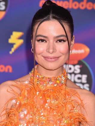 SANTA MONICA, CA - APRIL 9: Miranda Cosgrove at the 2022 Nickelodeon Kids Choice Awards at the Barker Hangar in Santa Monica, California on April 9, 2022. Copyright: xJeffreyxMayer JTMPhotosx