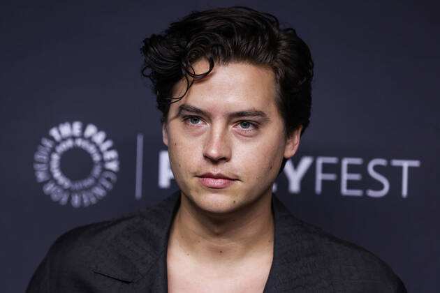 2022 PaleyFest LA - The CW s Riverdale American actor Cole Sprouse arrives at the 2022 PaleyFest LA - The CW s Riverdale held at the Dolby Theatre on April 9, 2022 in Hollywood, Los Angeles, California, United States. Dolby Theatre, Hollywood, Los Angeles, California California United States Copyright: xImagexPressxAgencyx originalFilename: collin-2022pale220410_npw9D