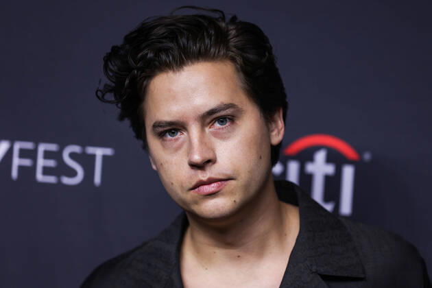2022 PaleyFest LA - The CW s Riverdale American actor Cole Sprouse arrives at the 2022 PaleyFest LA - The CW s Riverdale held at the Dolby Theatre on April 9, 2022 in Hollywood, Los Angeles, California, United States. Dolby Theatre, Hollywood, Los Angeles, California California United States Copyright: xImagexPressxAgencyx originalFilename: collin-2022pale220410_npoAh