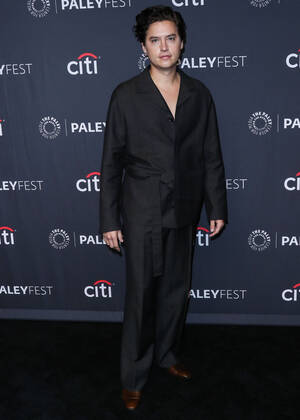 2022 PaleyFest LA - The CW s Riverdale American actor Cole Sprouse arrives at the 2022 PaleyFest LA - The CW s Riverdale held at the Dolby Theatre on April 9, 2022 in Hollywood, Los Angeles, California, United States. Dolby Theatre, Hollywood, Los Angeles, California California United States Copyright: xImagexPressxAgencyx originalFilename: collin-2022pale220410_npRrI