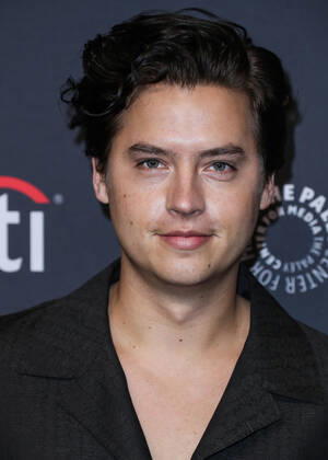 2022 PaleyFest LA - The CW s Riverdale American actor Cole Sprouse arrives at the 2022 PaleyFest LA - The CW s Riverdale held at the Dolby Theatre on April 9, 2022 in Hollywood, Los Angeles, California, United States. Dolby Theatre, Hollywood, Los Angeles, California California United States Copyright: xImagexPressxAgencyx originalFilename: collin-2022pale220410_np8MU