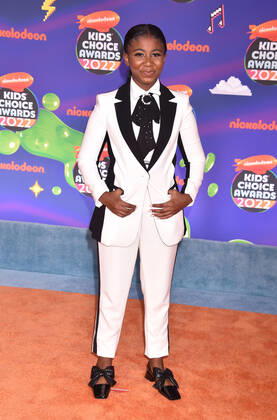 SANTA MONICA, CA - APRIL 9: Celina Smith at the 2022 Nickelodeon Kids Choice Awards at the Barker Hangar in Santa Monica, California on April 9, 2022. Copyright: xJeffreyxMayer JTMPhotosx