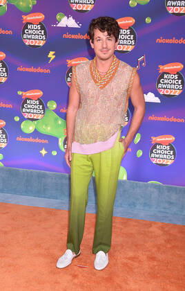 SANTA MONICA, CA - APRIL 9: Charlie Puth at the 2022 Nickelodeon Kids Choice Awards at the Barker Hangar in Santa Monica, California on April 9, 2022. Copyright: xJeffreyxMayer JTMPhotosx