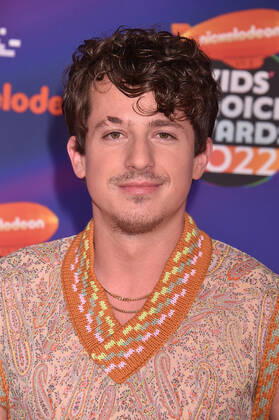 SANTA MONICA, CA - APRIL 9: Charlie Puth at the 2022 Nickelodeon Kids Choice Awards at the Barker Hangar in Santa Monica, California on April 9, 2022. Copyright: xJeffreyxMayer JTMPhotosx