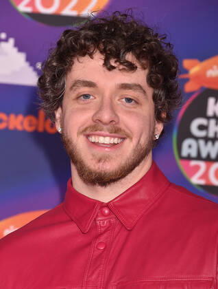 SANTA MONICA, CA - APRIL 9: Jack Harlow at the 2022 Nickelodeon Kids Choice Awards at the Barker Hangar in Santa Monica, California on April 9, 2022. Copyright: xJeffreyxMayer JTMPhotosx