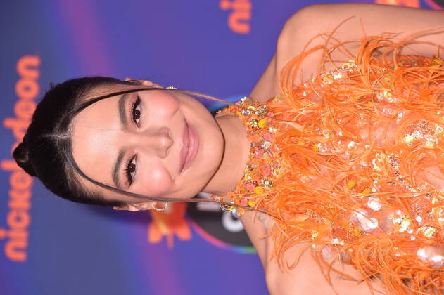 SANTA MONICA, CA - APRIL 9: Miranda Cosgrove at the 2022 Nickelodeon Kids Choice Awards at the Barker Hangar in Santa Monica, California on April 9, 2022. Copyright: xJeffreyxMayer JTMPhotosx