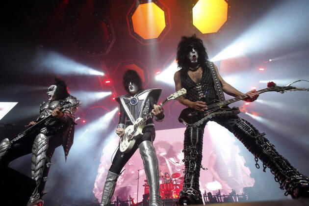 Santiago, April 20, 2022 The American band KISS will perform for the last time at the Movistar Arena during their End of the Road World Tour Jonnathan Oyarzun Aton Chile, Santiago Chile Aton 601354  Copyright: JONNATHANxOYARZUN ATONxCHILE