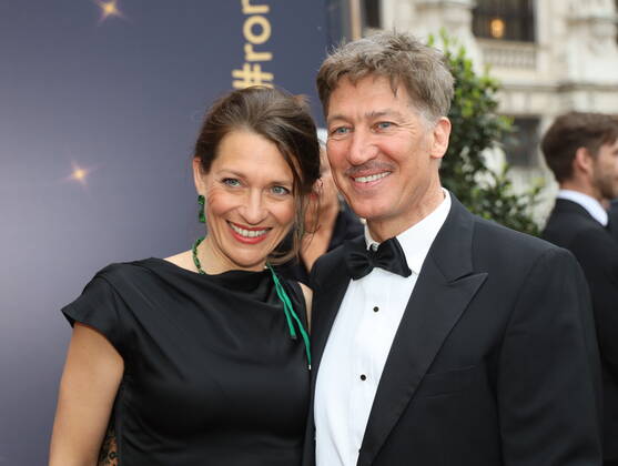 Romy Gala 2022 Wien, 23. 04. 2022 Tobias MORETTI mit Frau Julia