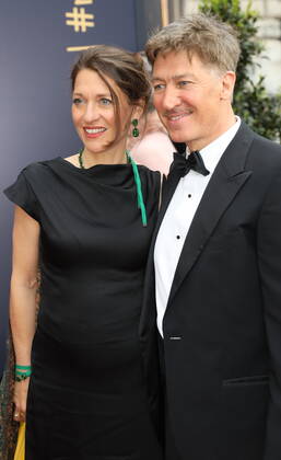 Romy Gala 2022 Wien, 23. 04. 2022 Tobias MORETTI mit Frau Julia