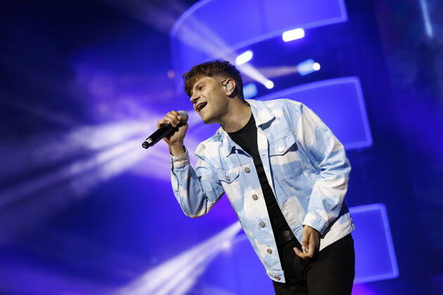 Schlagersänger Julian Reim bei das große Schlagerfest XXL in der Lanxess-Arena. Köln, 23.04.2022 NRW Deutschland Copyright: xChristophxHardtx