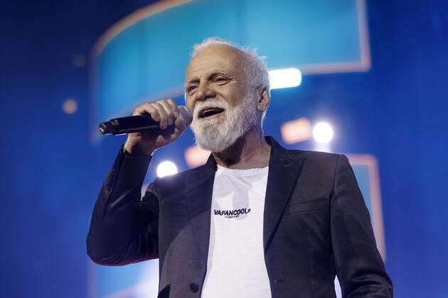 Sänger Nino de Angelo bei das große Schlagerfest XXL in der Lanxess-Arena. Köln, 23.04.2022 NRW Deutschland Copyright: xChristophxHardtx