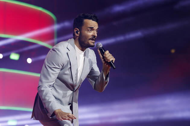 Sänger Giovanni Zarrella bei das große Schlagerfest XXL in der Lanxess-Arena. Köln, 23.04.2022 NRW Deutschland Copyright: xChristophxHardtx