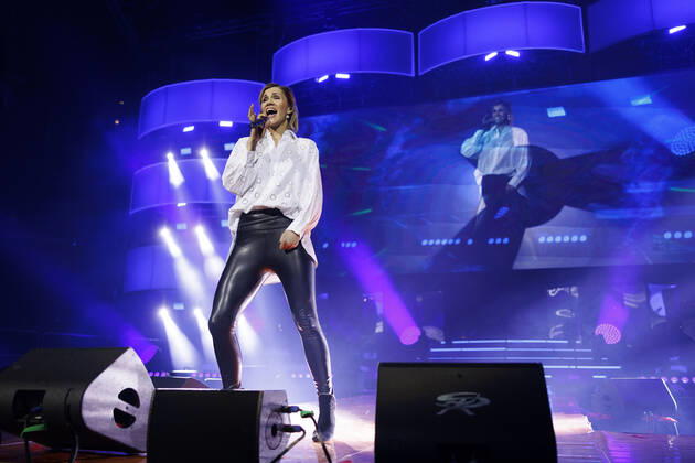 Sängerin Anna-Maria Zimmermann bei das große Schlagerfest XXL in der Lanxess-Arena. Köln, 23.04.2022 NRW Deutschland Copyright: xChristophxHardtx