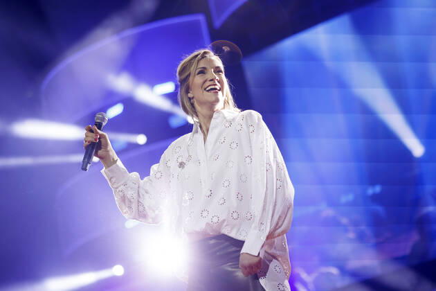 Sängerin Anna-Maria Zimmermann bei das große Schlagerfest XXL in der Lanxess-Arena. Köln, 23.04.2022 NRW Deutschland Copyright: xChristophxHardtx