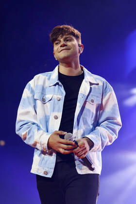 Schlagersänger Julian Reim bei das große Schlagerfest XXL in der Lanxess-Arena. Köln, 23.04.2022 NRW Deutschland Copyright: xChristophxHardtx