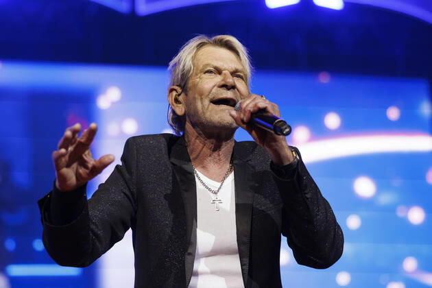 Popsänger Matthias Reim bei das große Schlagerfest XXL in der Lanxess-Arena. Köln, 23.04.2022 NRW Deutschland Copyright: xChristophxHardtx